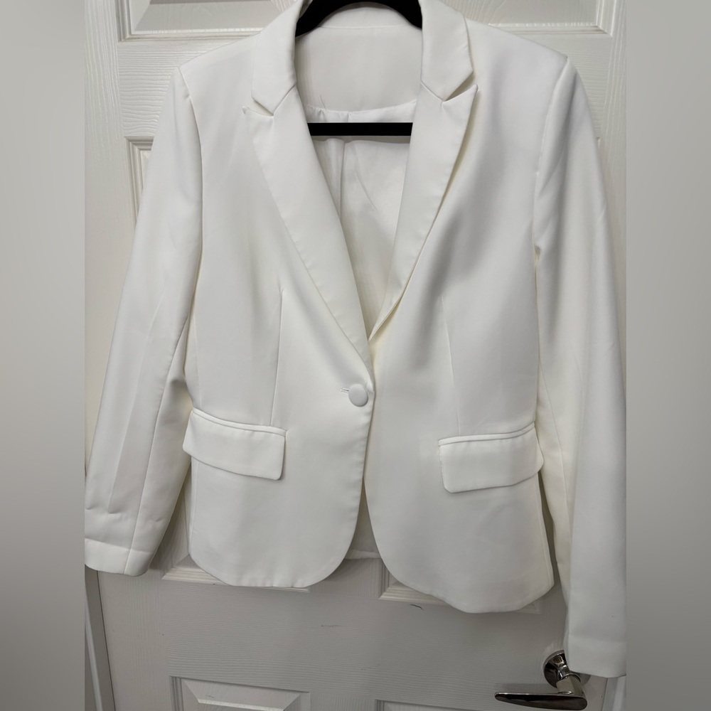 Women's White Single-Button Blazer Jacket